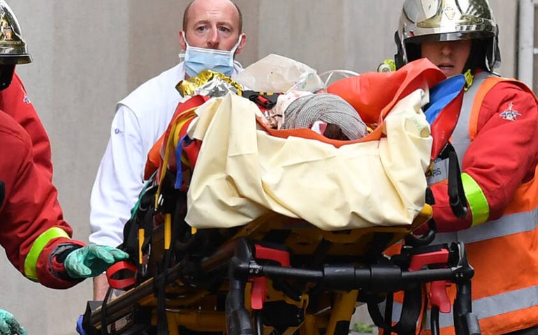 Paris: ataque a faca deixa feridos nos arredores da antiga sede do Charlie Hebdo