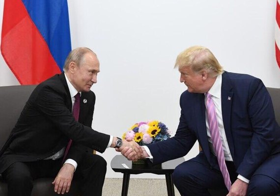 Trump confirma encontro com Putin, afirmando que vai à Rússia na sexta-feira