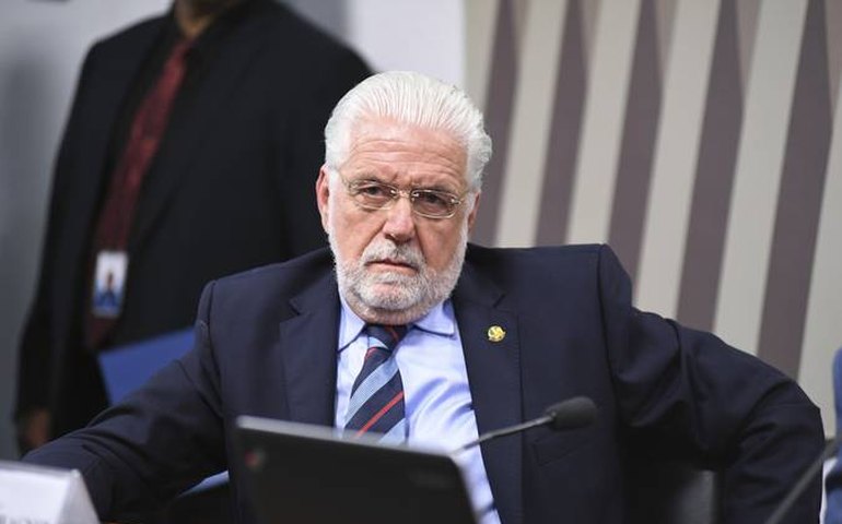 Wagner diz não ver motivo nenhum para Fazenda demorar em mandar números do projeto do IR