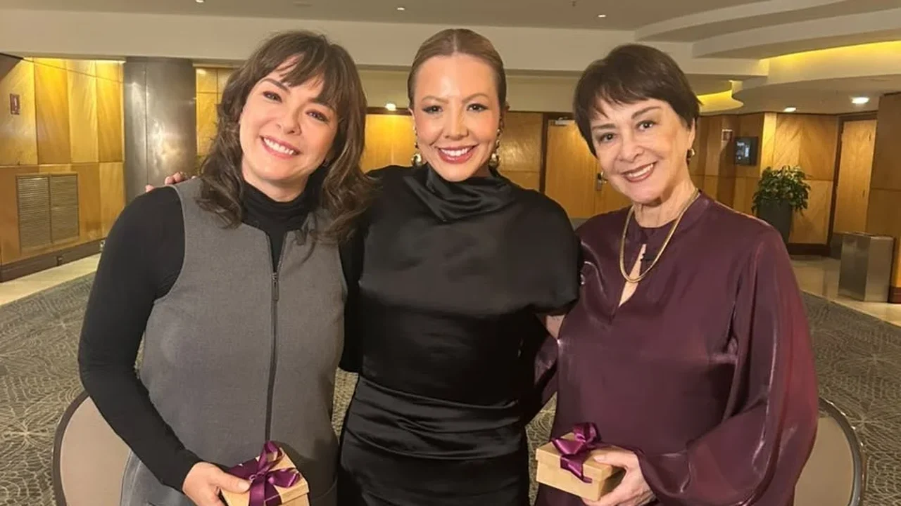 Nívea Maria e Regiane Alves são destaques do Retratos Femininos