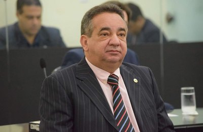 Deputado solicita que leitos de hospital de Rio Largo sejam destinados aos pacientes com Covid-19