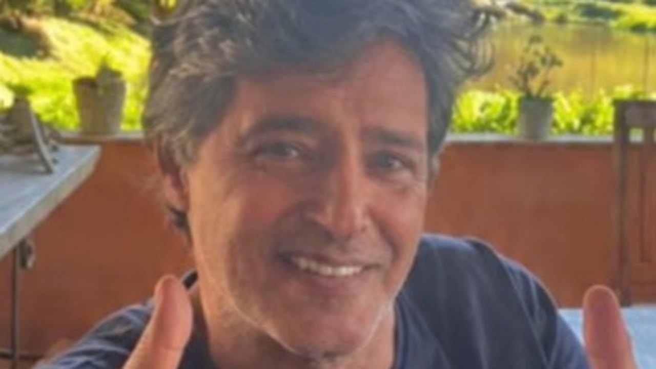 Ex-paquito Robson Barros morre aos 57 anos; Xuxa e colegas lamentam