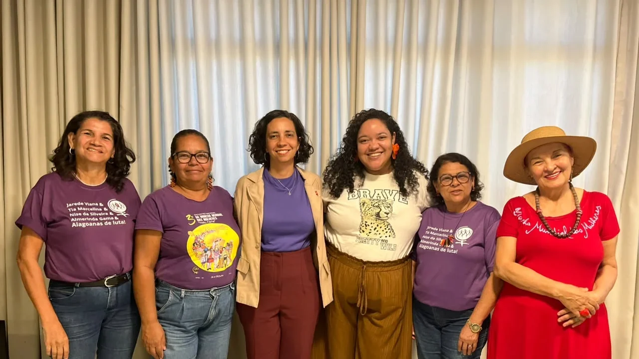 Elida Miranda e integrantes de movimentos de mulheres preparam sessão pública “Feminicídio Zero”