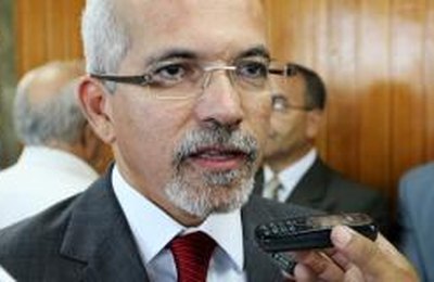 Alagoano é eleito prefeito de Aracaju-SE