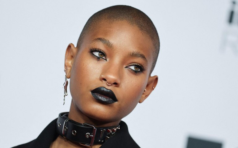 Lollapalooza anuncia Willow Smith como nova atração surpresa