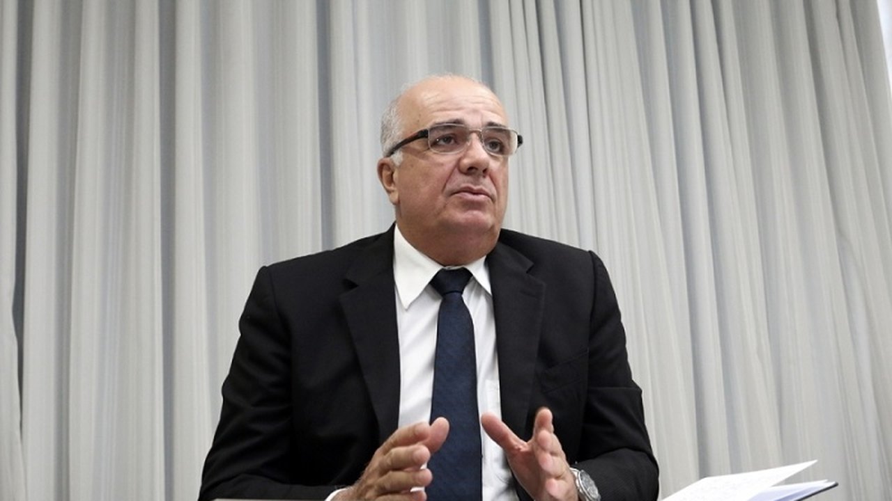 Governo analisa indicadores da pandemia para definir novo decreto