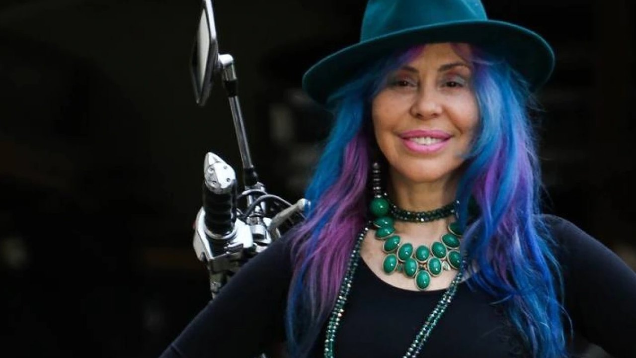 Baby do Brasil 70 anos: relembre momentos da carreira da cantora