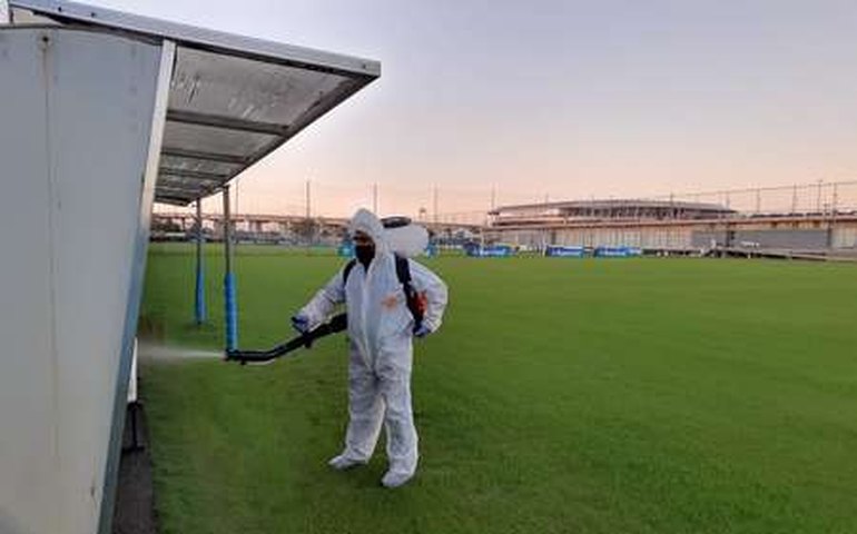 Grêmio higieniza centro de treinamento antes de voltar a receber elenco