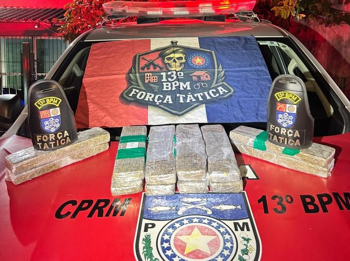 Polícia Militar apreende 11 quilos de maconha e prende suspeitos em Maceió