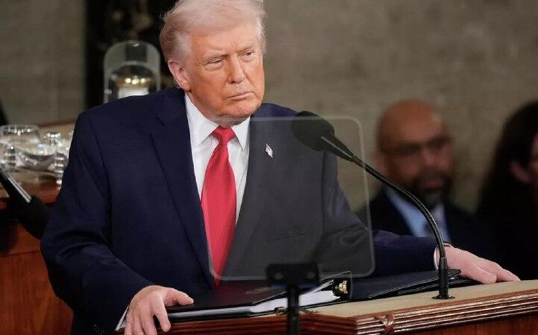 Trump afirma ter conversado com Putin sobre fim da guerra na Ucrânia