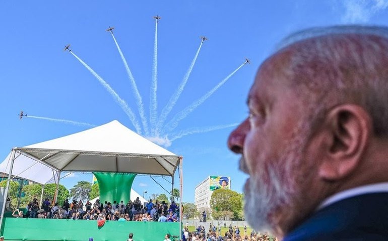 'Vamos garantir estabilidade fiscal', diz Lula, dias após desacreditar meta de déficit zero