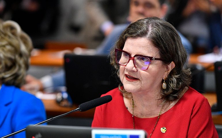 Capacitação de professores para identificar maus-tratos vai a Plenário