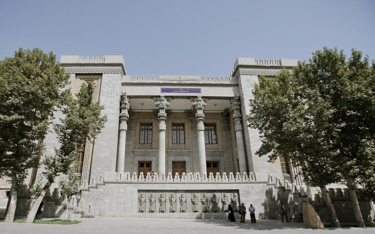 'Lição para quem começou a guerra': EUA não atingem objetivos desejados no Irã, diz MRE iraniano