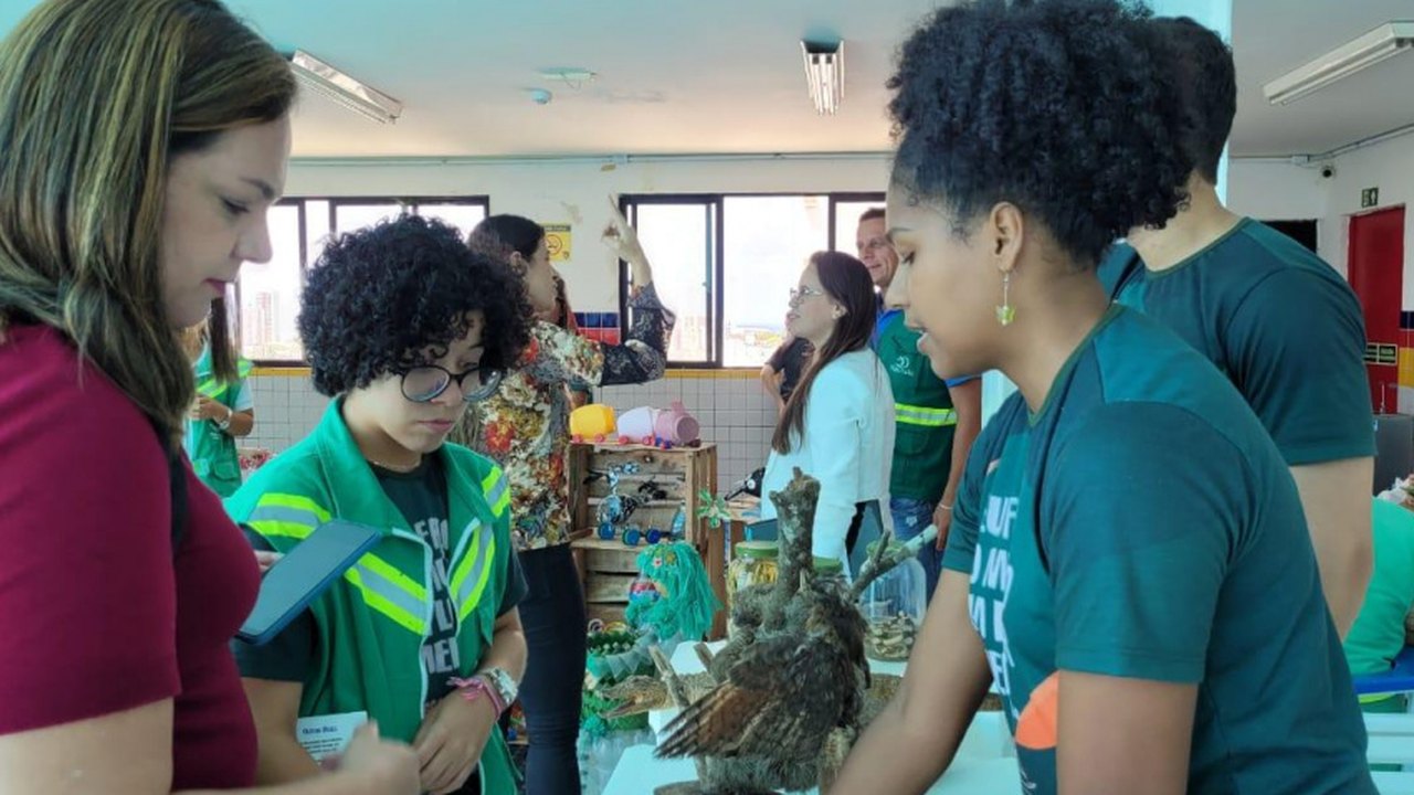 Parceria entre Prefeitura e UNINASSAU leva ações sustentáveis para evento voltado à saúde e meio ambiente