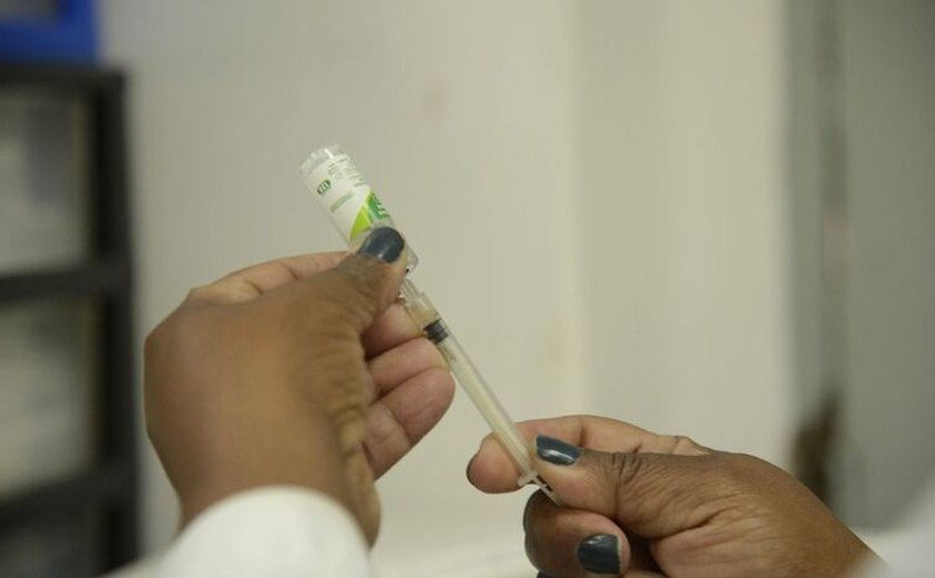 Anvisa recomenda ao governo exigência de vacina para entrada no Brasil