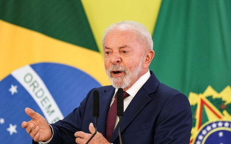 Lula descarta privatização dos Correios