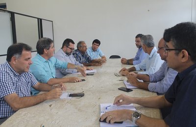 36ª Expo Bacia Leiteira integra classes produtivas da pecuária leiteira    