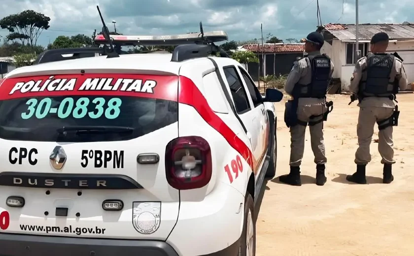 Homem é preso após perseguir desafeto com faca no Benedito Bentes