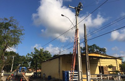 Após pleito do prefeito Cacau, Equatorial realiza ações de melhorias na rede elétrica na Tuquanduba
