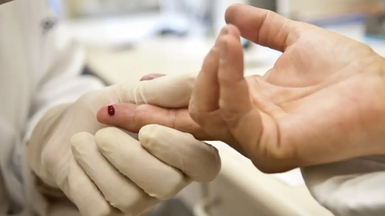 Conheça a história de quem descobriu que tinha HIV em 1991, recebeu duas extremas-unções e diz que está mais vivo do que nunca