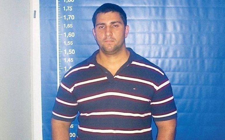 Miliciano Adriano Nóbrega integrava &#8216;núcleo&#8217; de grupo de Flávio Bolsonaro, diz MP