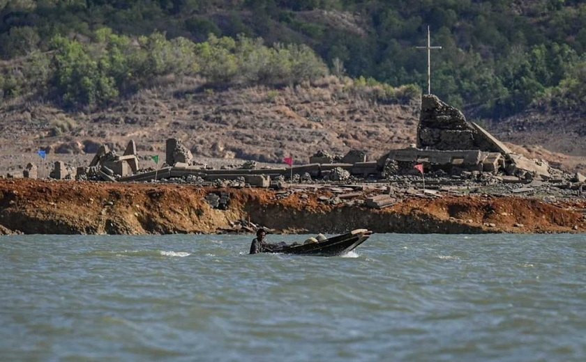 Seca nas Filipinas faz ressurgir cidade antes submersa de 300 anos, que vira atração turística; veja fotos