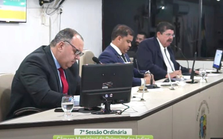 Câmara de vereadores cobra Águas do Sertão por desabastecimento e debate educação, orçamento e políticas sociais