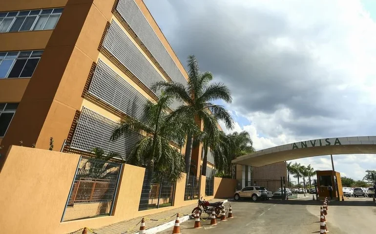 Imigrante retido no Aeroporto de Guarulhos é isolado após apresentar sintomas compatíveis com Mpox