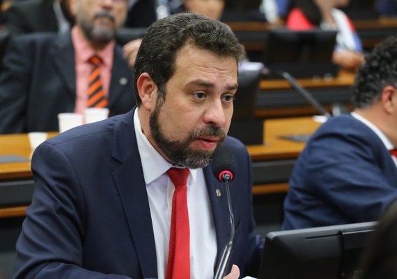 Após fala sobre PCC, Boulos quer Tarcísio inelegível e cassação de chapa de Nunes