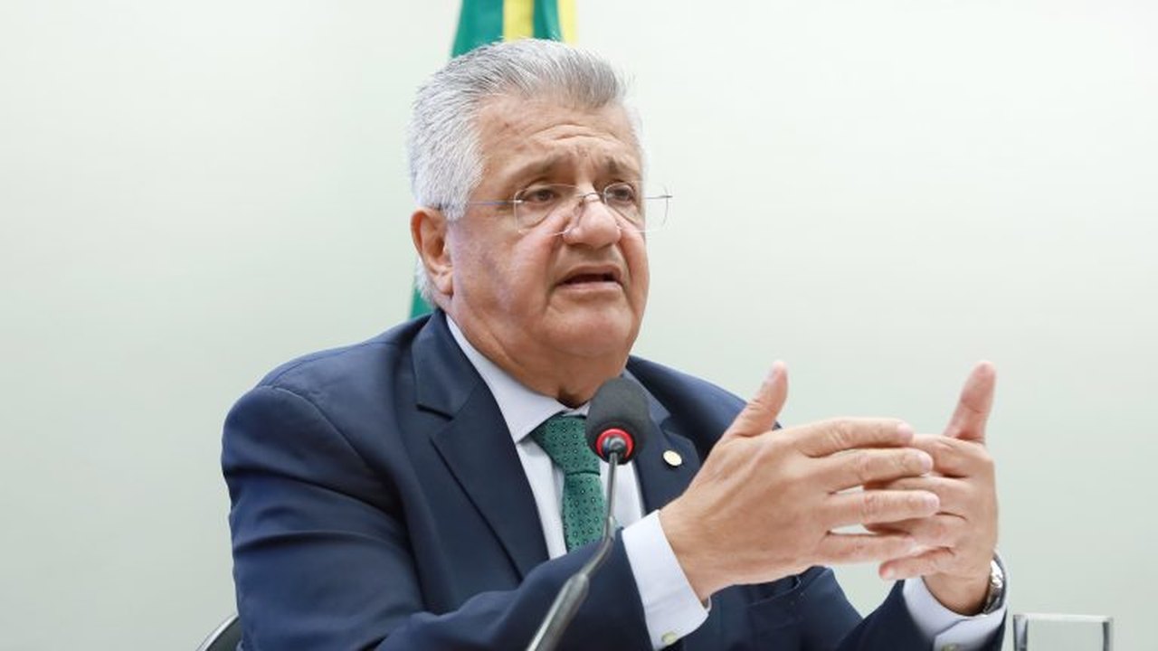 Projeto prevê oferta gratuita de repelente a pessoas inscritas no Cadastro Único