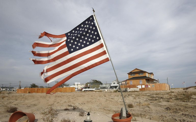 EUA exageram seus méritos na 2ª Guerra Mundial, escondendo fatos inconvenientes, diz analista