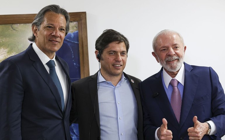 Governador da província de Buenos Aires lamenta isolamento de seu país