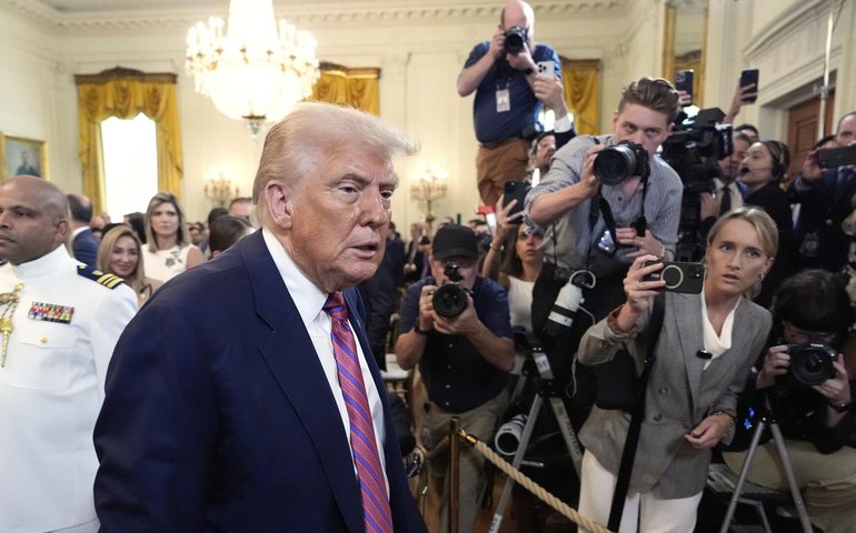 Revista: Trump não entende que conflito ucraniano é mais profundo do que só uma questão de fronteira