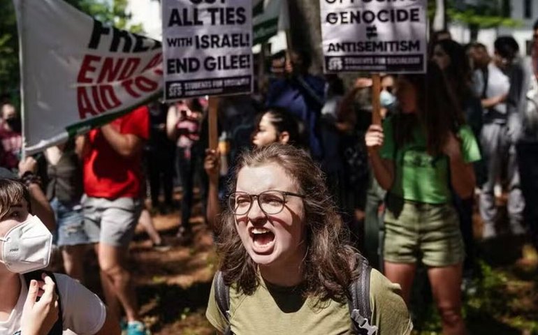 Protestos pró-Palestina e prisões em universidades dos EUA crescem
