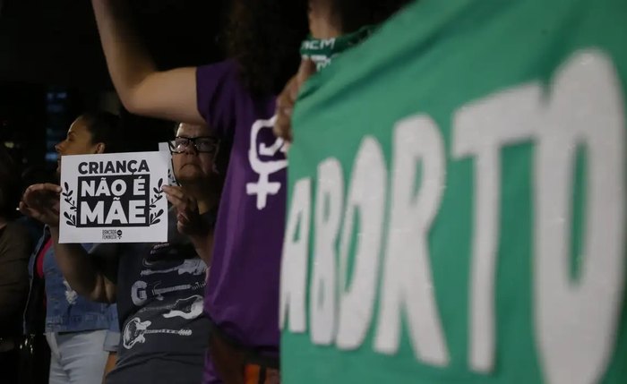 Em 21 países o aborto é proibido totalmente