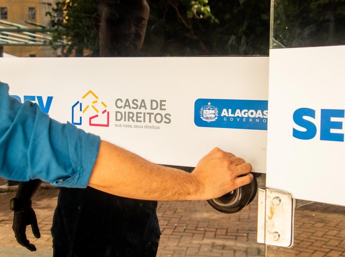 Casa de Direitos orienta aposentados do INSS a receberem valores descontados indevidamente