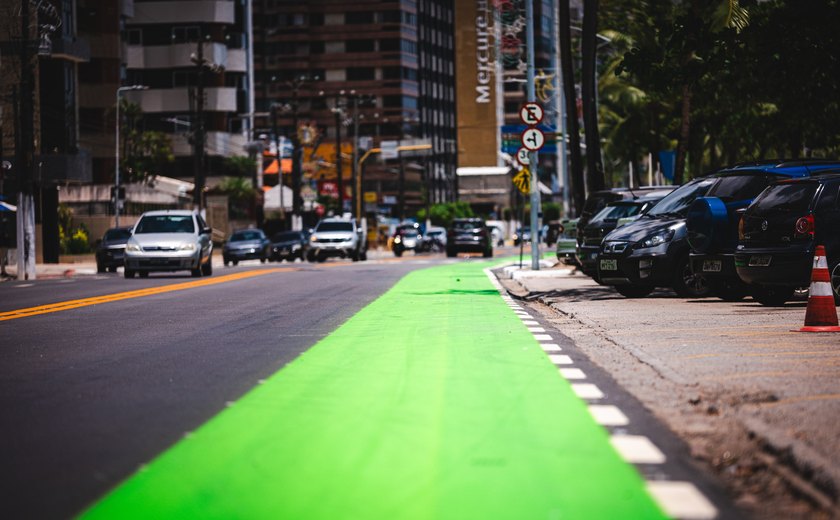 Câmara de Maceió aprova suspensão de multas aplicadas durante a instalação da Faixa Verde na orla