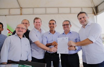 Trabalho integrado possibilitou retomada das obras do Ifal, diz Renan Filho