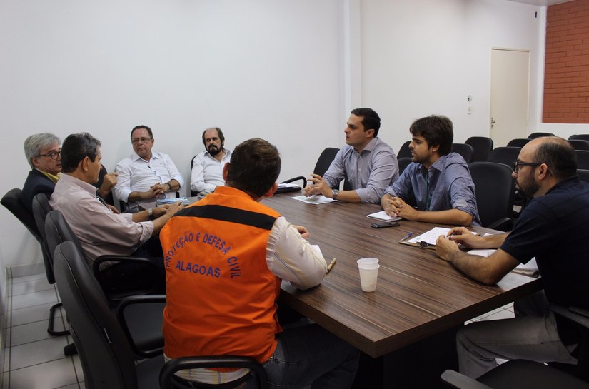 Semarh atua para disciplinar o abastecimento de água em Maceió