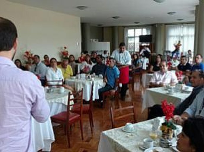 Sindilojas Penedo reúne empresários e apresenta números do município