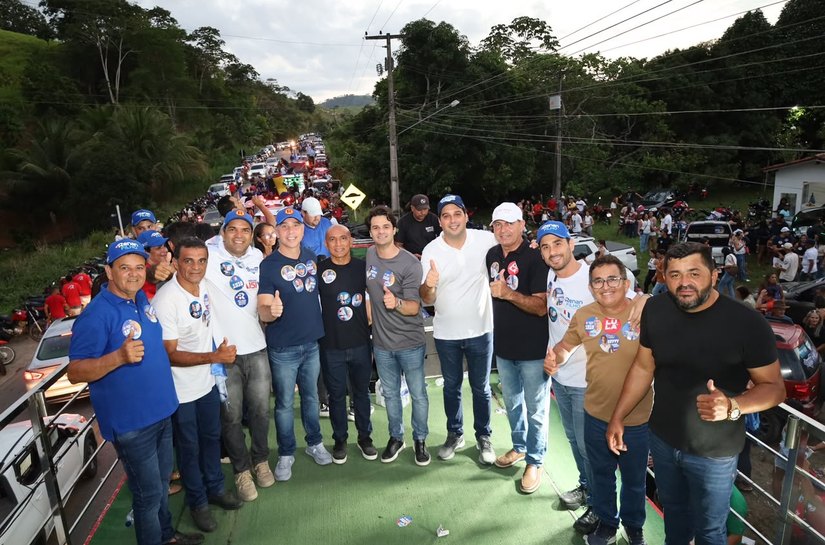Mega carreata toma as ruas de Santana do Mundaú e reforça união e força do grupo político