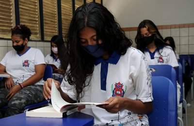 Cartão Escola 10: no retorno às aulas presenciais, esperança e motivação aos estudantes da rede estadual  