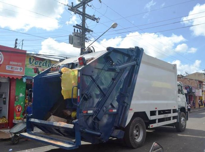 Prefeitura determina horário fixo da coleta de lixo em Porto Calvo