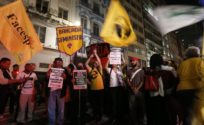 Movimento negro faz ato pedindo fim da Operação Escudo