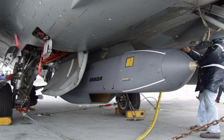 Reino Unido e França decidem aumentar estoques do Storm Shadow, diz Londres