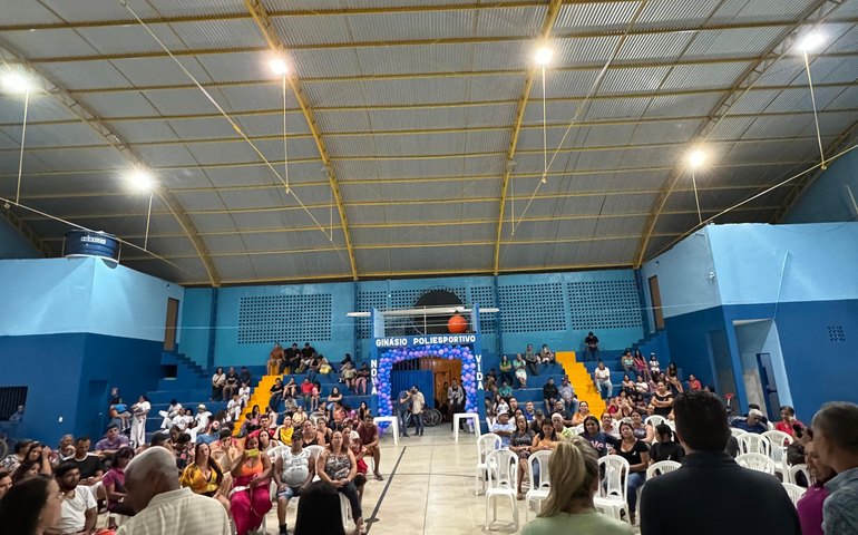 Rui Palmeira é recebido com festa em evento no Loteamento Acauã