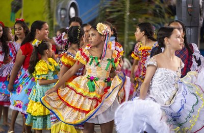 22° Festival Junino prossegue até a sexta com muita alegria e dança