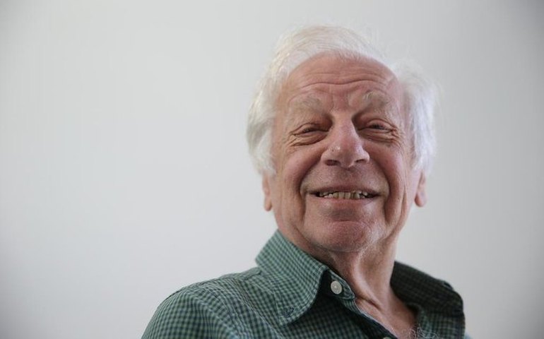 Músico e humorista Juca Chaves morre aos 84 anos em Salvador