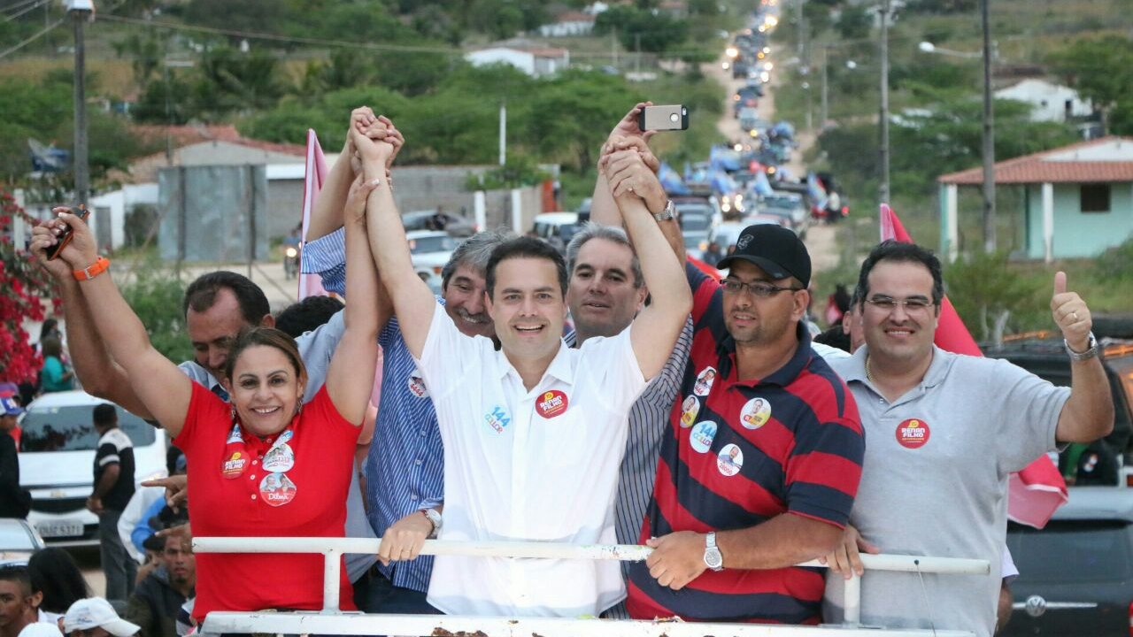 Sol e chuva abençoam Caravana de Renan Filho no Sertão de Alagoas