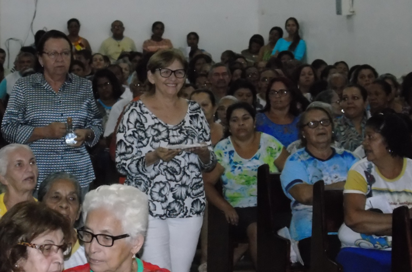 Eliza Alves participa da festa de Nossa Senhora da Conceição